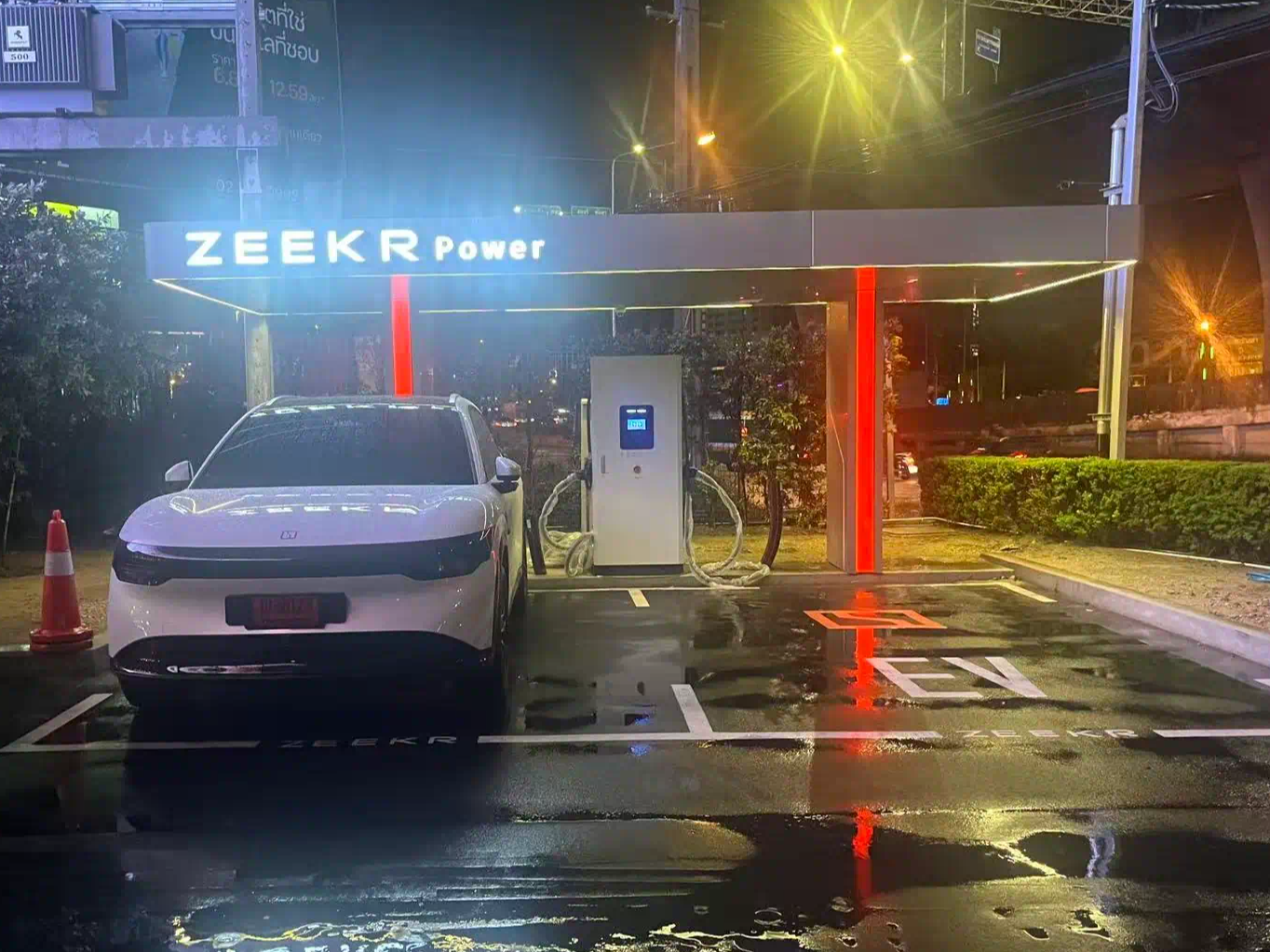 ZEEKR power Fast Charging Station in Thailand